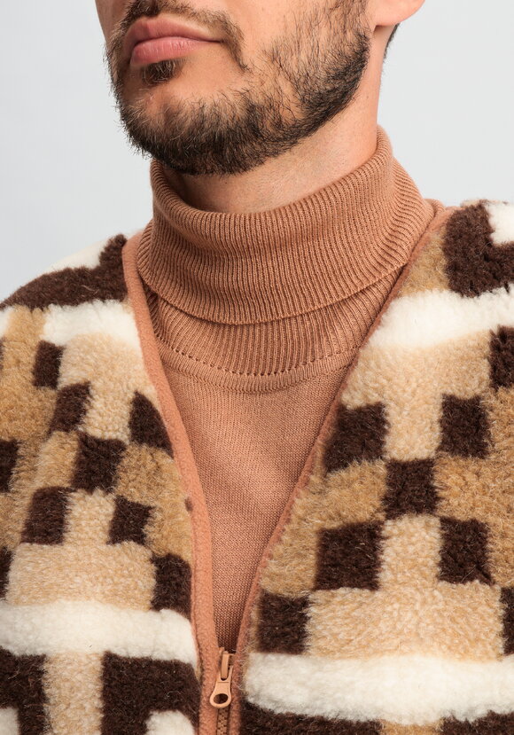 Меховой жилет из верблюжьей шерсти шир.  580, рис. 19