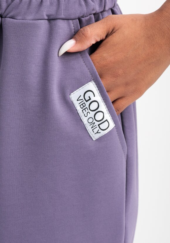 Брюки трикотажные с защипами по низу шир.  580, рис. 5