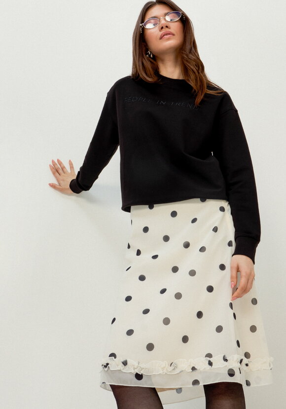 Свитшот с леттерингом на груди шир.  580, рис. 7