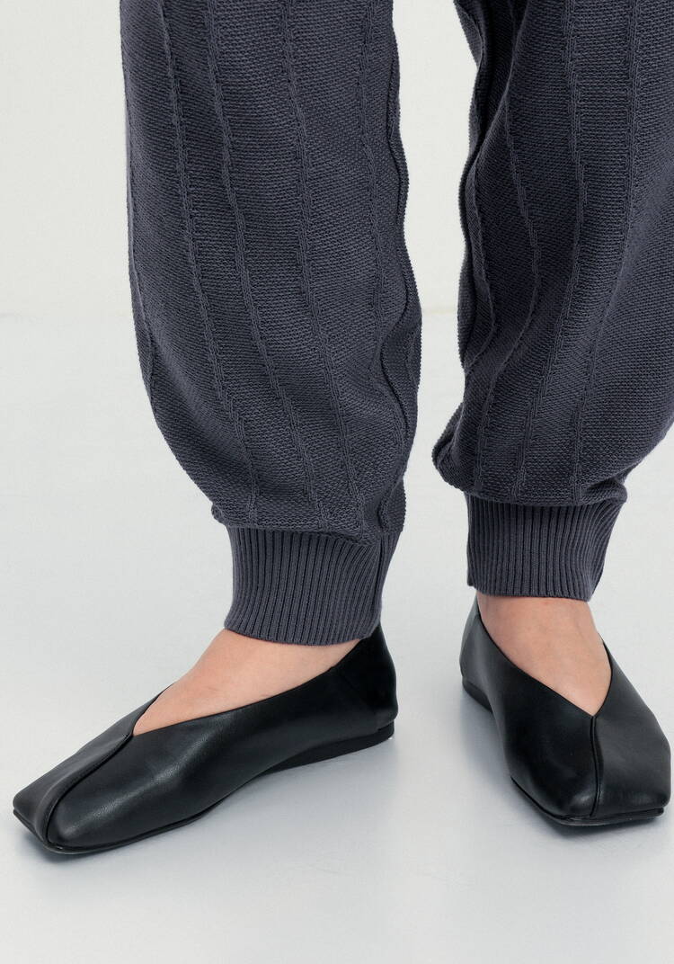 Брюки джоггеры с фактурным рисунком шир.  750, рис. 14