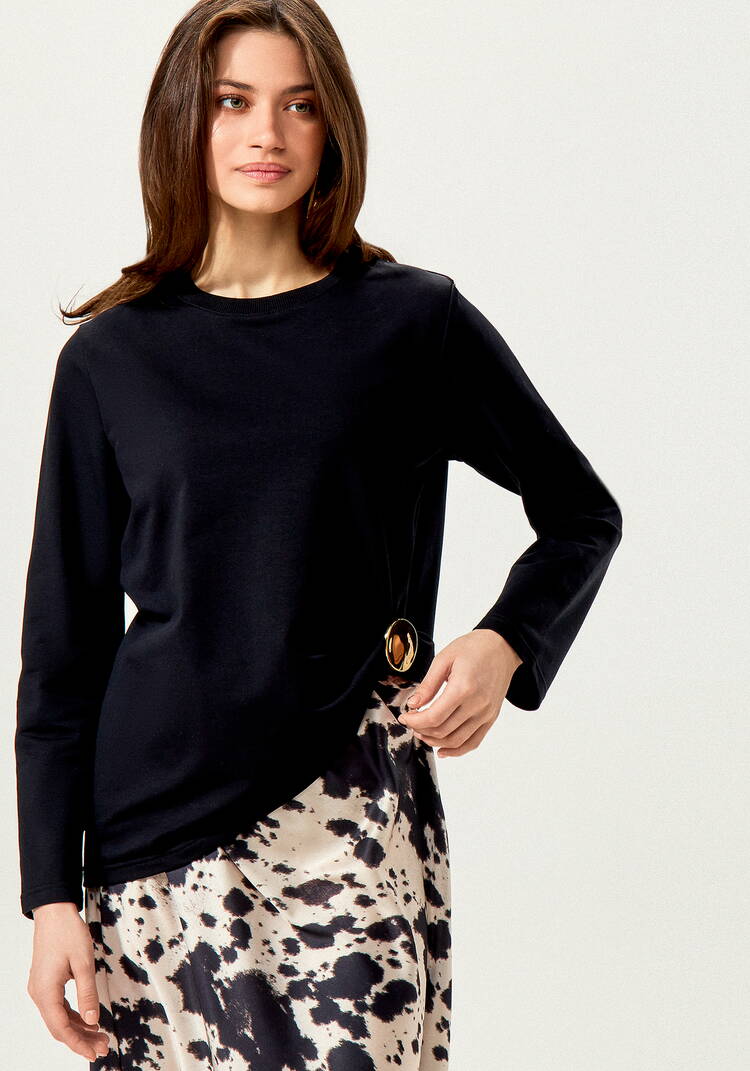 Лонгслив с нашивкой на спине шир.  750, рис. 43