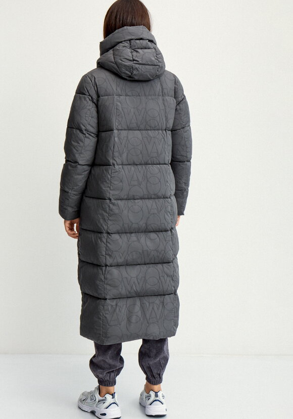 Удлиненный пуховик с капюшоном шир.  580, рис. 11