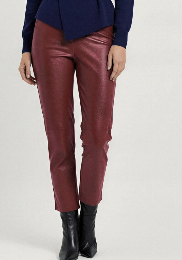 Брюки трикотажные с напылением под кожу шир.  580, рис. 27