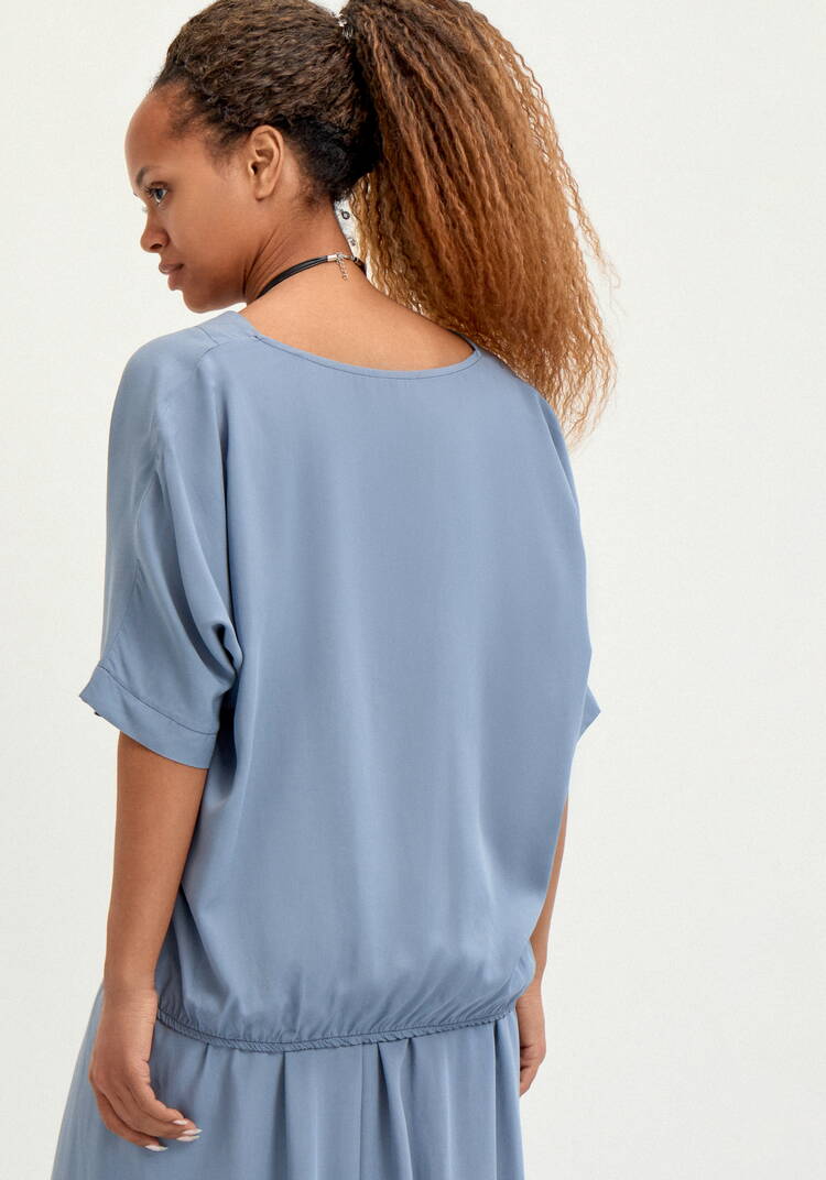 Блуза с кулоном свободного кроя шир.  750, рис. 12