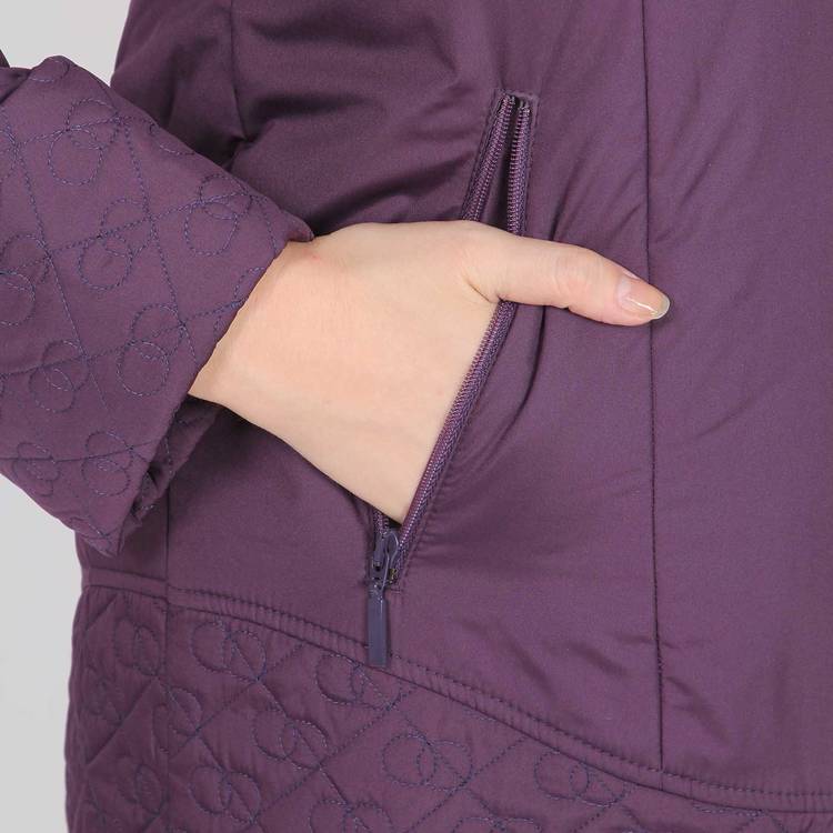 Куртка удлиненная со стеганными элементами шир.  750, рис. 18