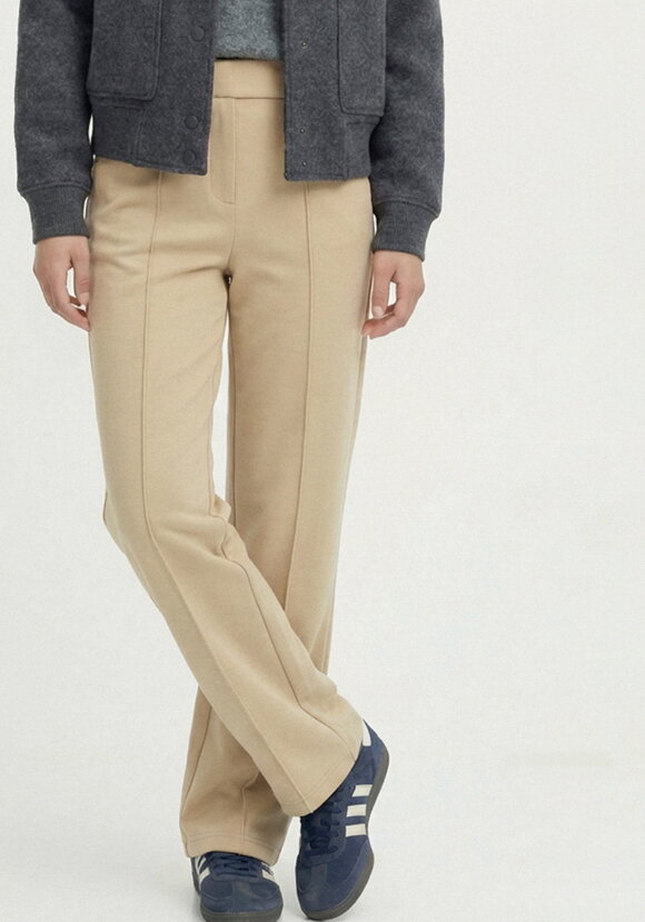 Брюки прямые cо стрелками шир.  580, рис. 18