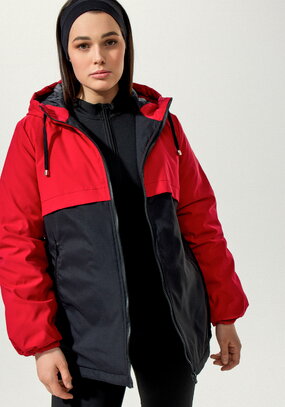 Куртка с капюшоном на молнии