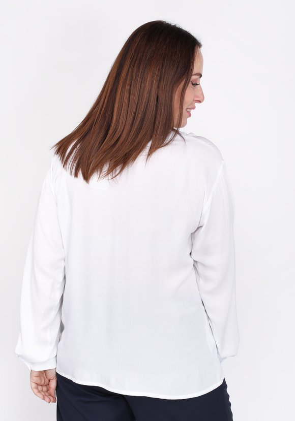 Блузка с V-образным вырезом, свободного кроя шир.  580, рис. 14