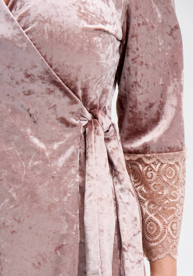 Халат велюровый на запах с кружевом шир.  750, рис. 13