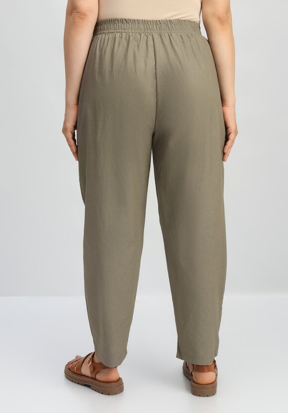 Брюки с вышивкой по низу шир.  580, рис. 29