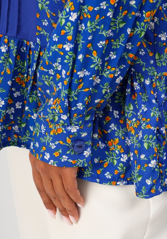 Блуза со складками впереди шир.  580, рис. 6