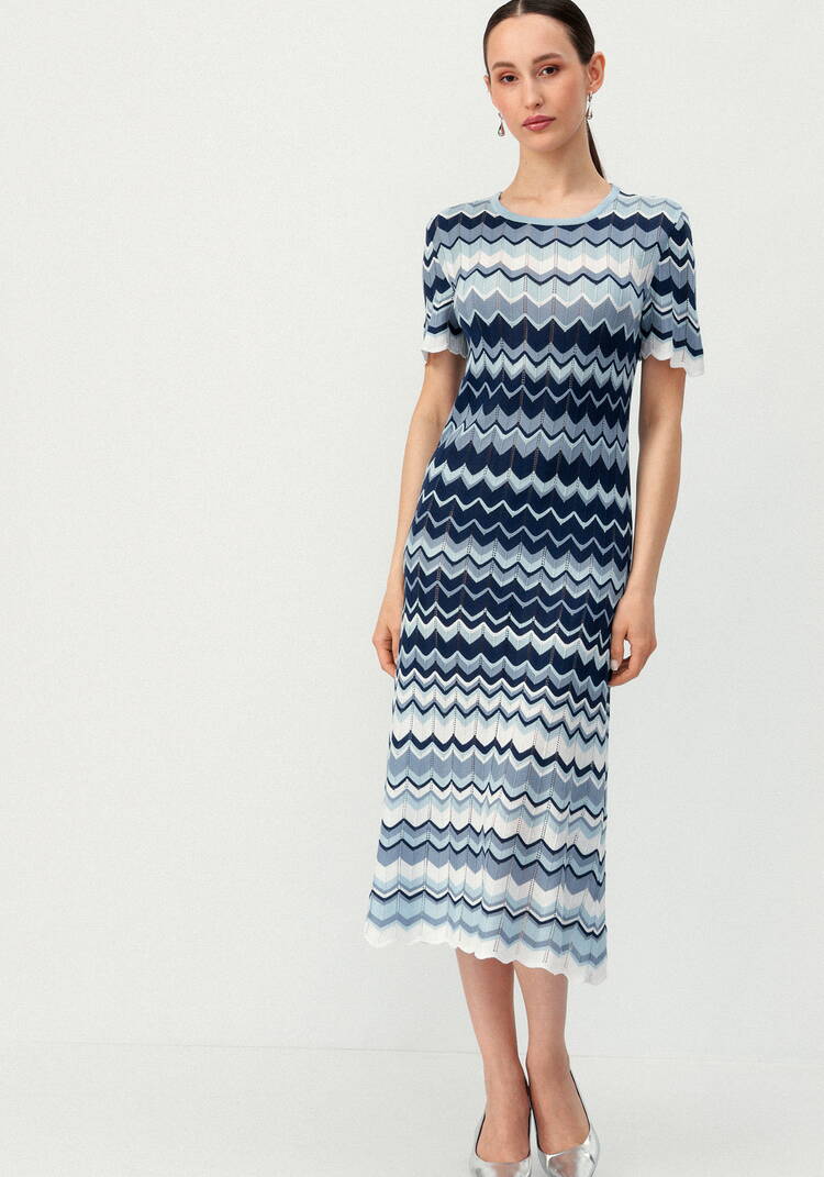 Платье с рисунком морской волны шир.  750, рис. 7