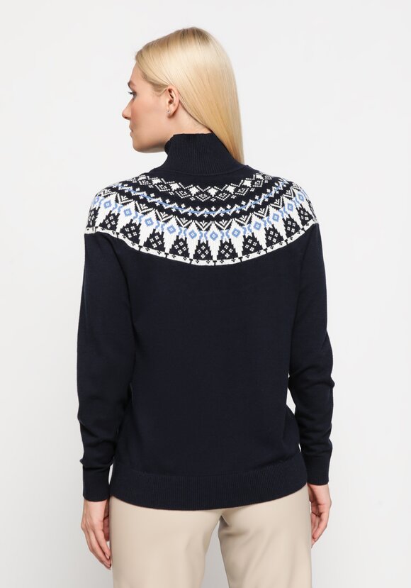 Джемпер с орнаментом на груди шир.  580, рис. 9