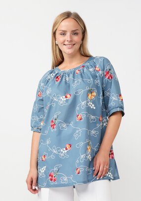 Блуза свободного кроя с цветочной вышивкой