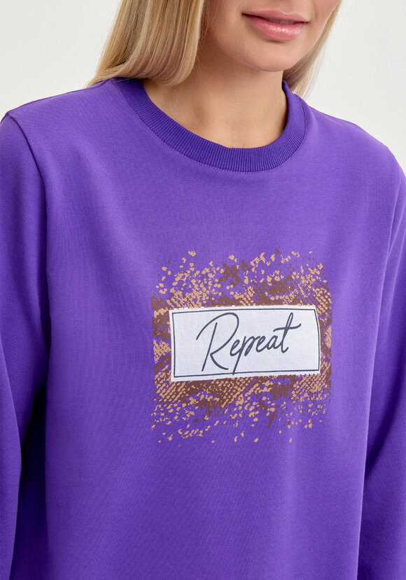 Костюм свитшот с принтом и брюки шир.  580, рис. 35