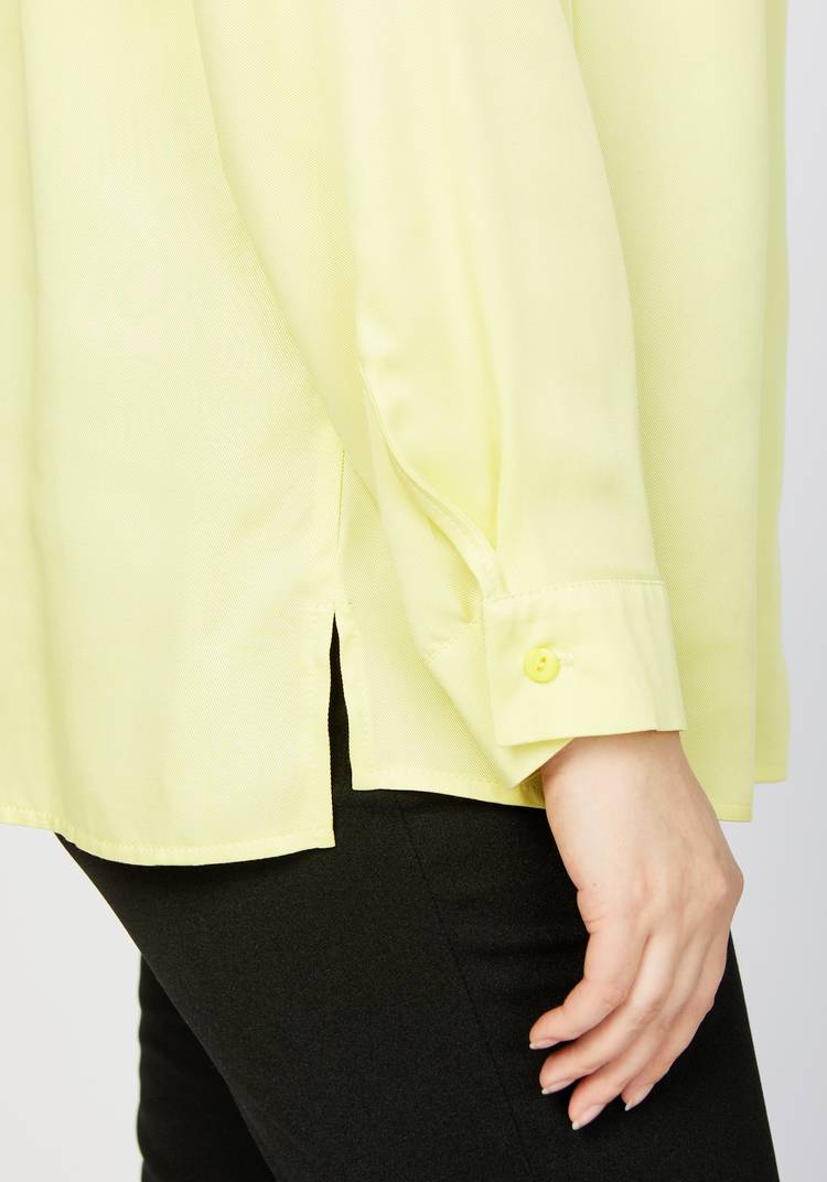 Блуза с оригинальной отделкой по горловине шир.  750, рис. 4