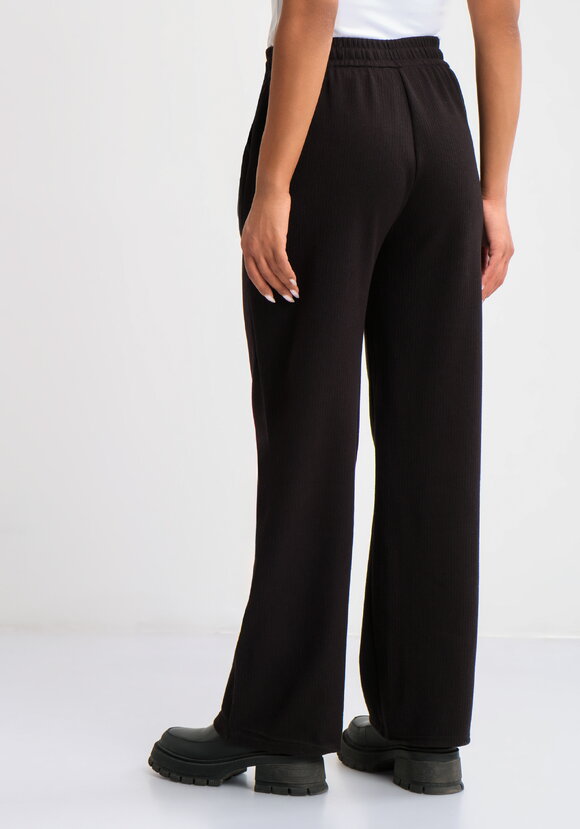 Брюки прямые от бедра на резинке шир.  580, рис. 21