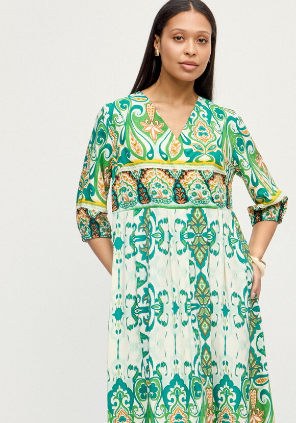 Платье с принтом свoбодного кроя шир.  580, рис. 25