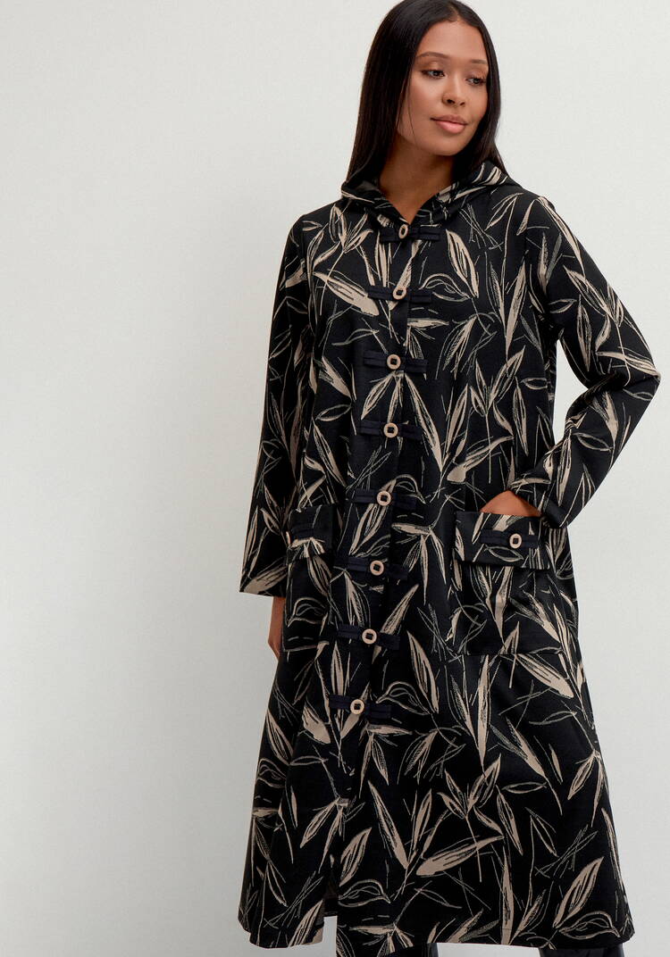 Платье трикотажное  с капюшоном шир.  750, рис. 11