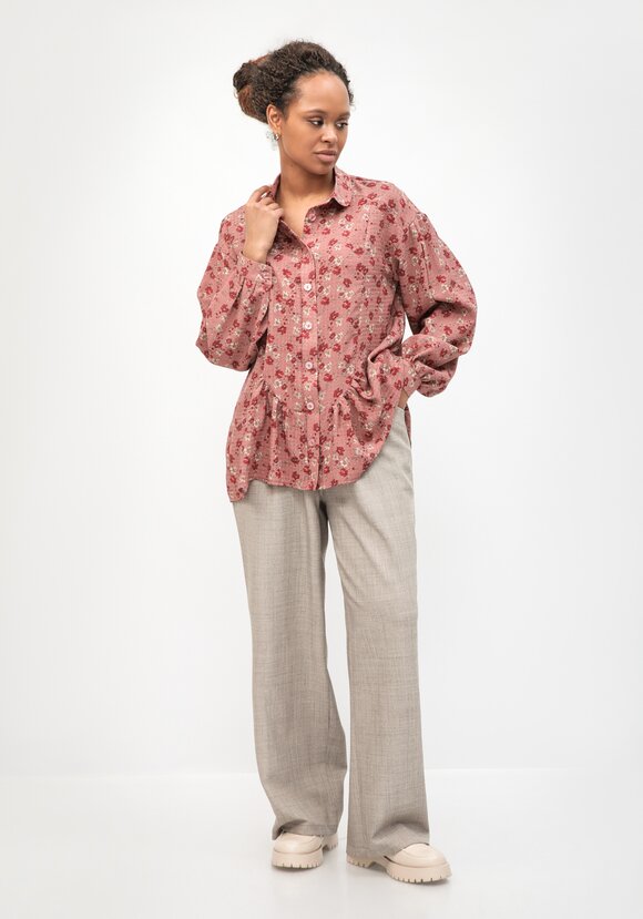 Блуза с круглым воротником на стойке шир.  580, рис. 13