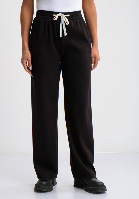 Брюки прямые от бедра на резинке шир.  580, рис. 22