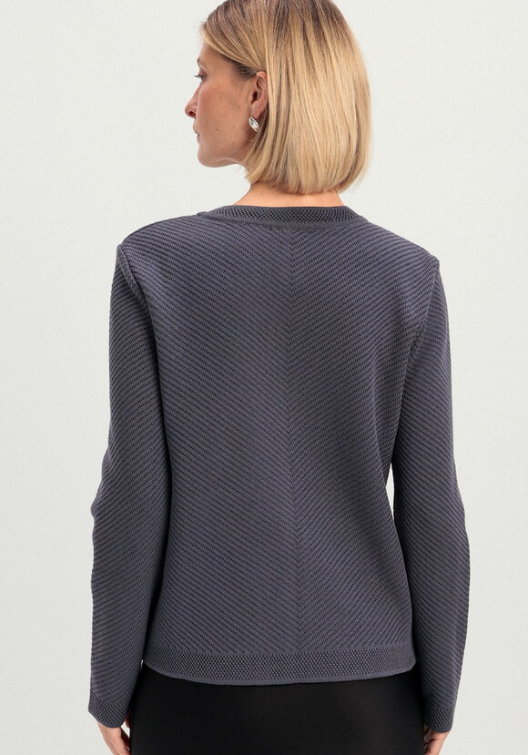 Жакет с акцентными пуговицами шир.  580, рис. 17