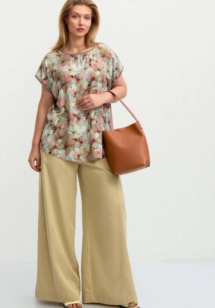 Блуза комбинированная со спущенным плечом шир.  750, рис. 7