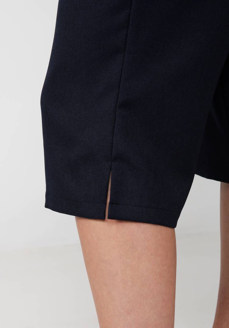 Капри с карманами прямого кроя шир.  750, рис. 6