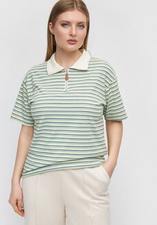 Поло на молнии в полоску