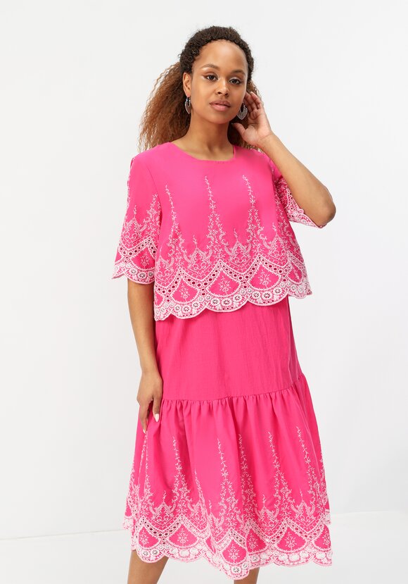 Платье свободного кроя с вышивкой шир.  580, рис. 36