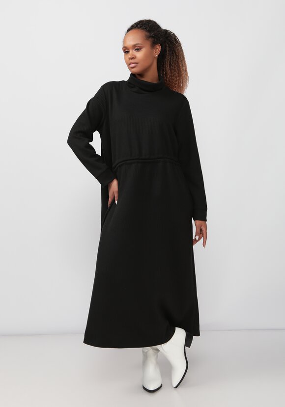 Платье из трикотажной ткани с кулиской шир.  580, рис. 17