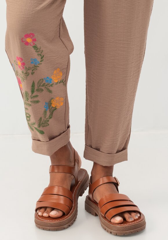 Брюки-бананы с принтом — купить за руб в магазине Леомакс