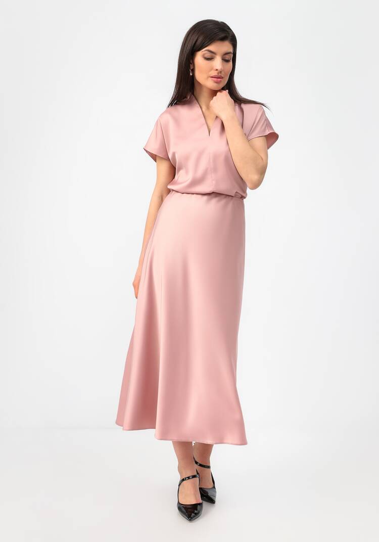 Блуза с V-образным вырезом с коротким рукавом шир.  750, рис. 9