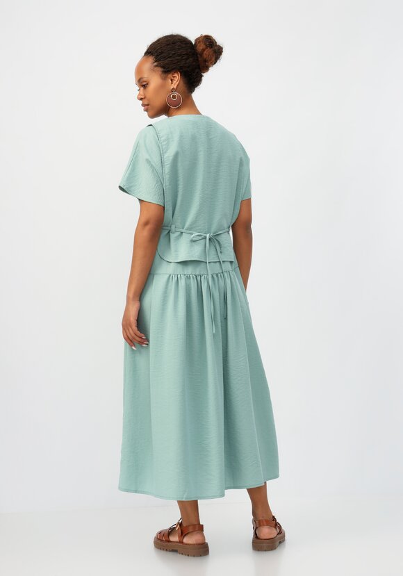 Платье-трансформер с жилетом шир.  580, рис. 3