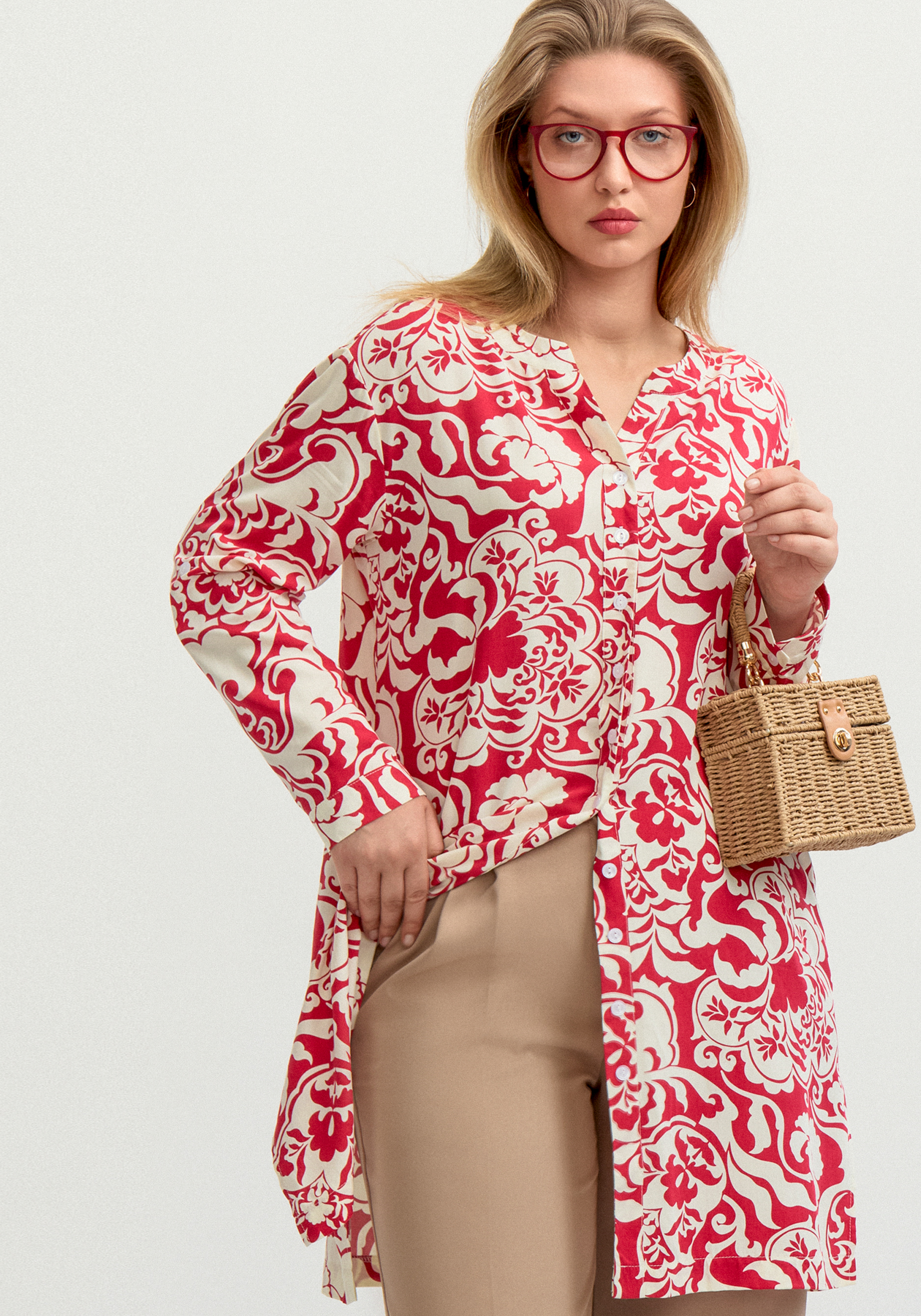 Блуза удлинённая с карманами