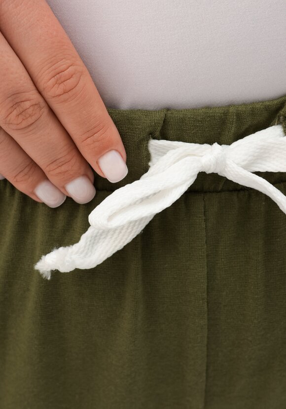 Брюки с кулиской длиной 7/8 шир.  580, рис. 29