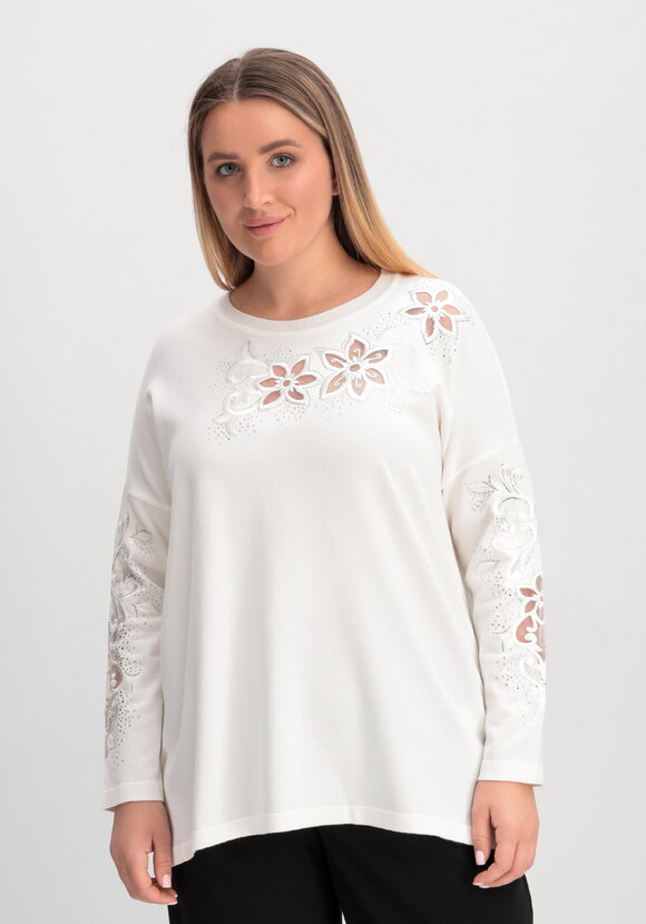 Джемпер с декоративной цветочной вышивкой шир.  580, рис. 10