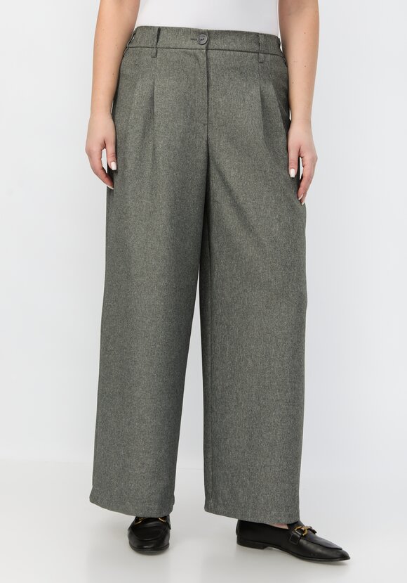 Брюки свободного силуэта с защипами шир.  580, рис. 4