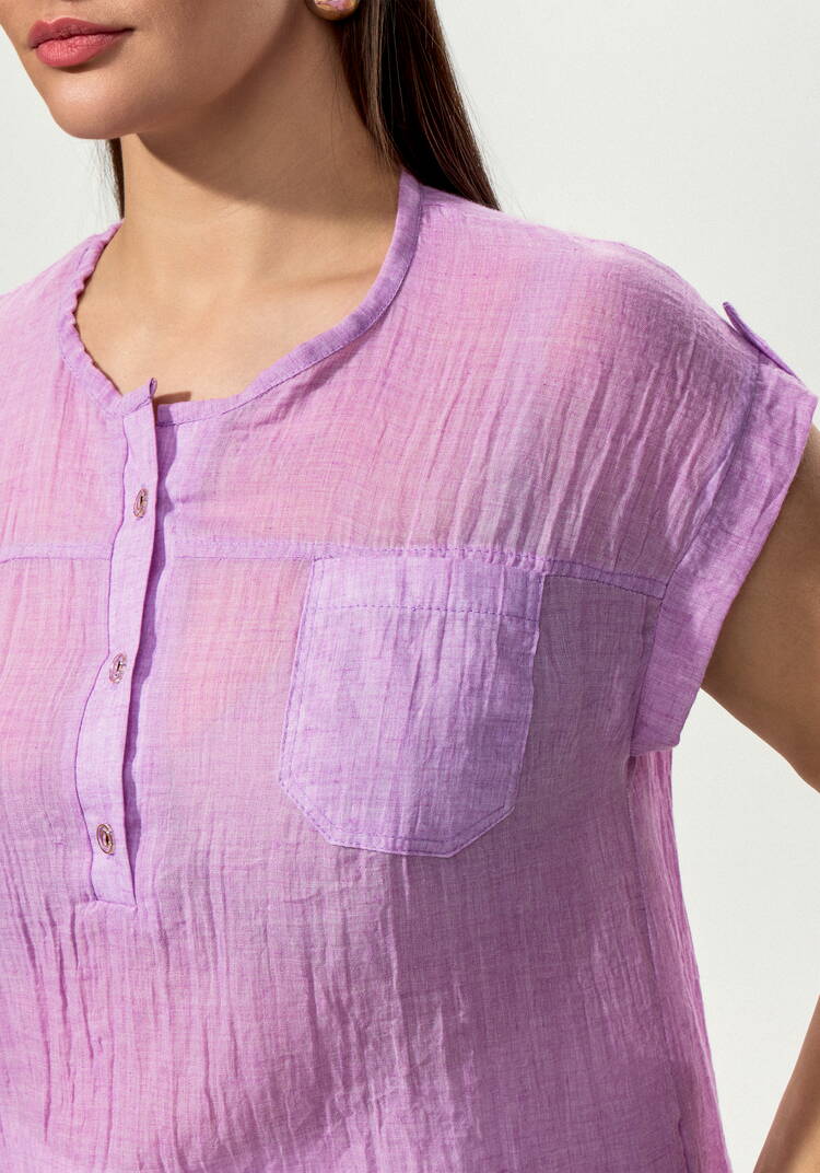 Блуза с коротким рукавом и карманом на груди шир.  750, рис. 22