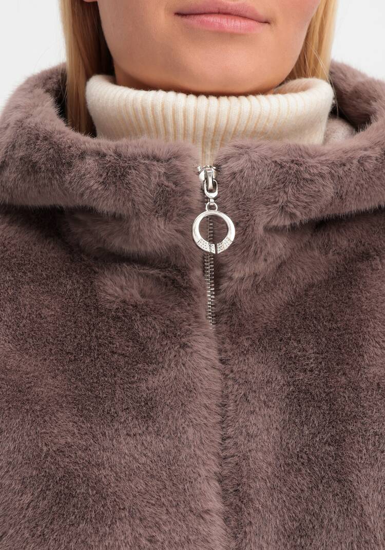 Пальто из экомеха шир.  750, рис. 25