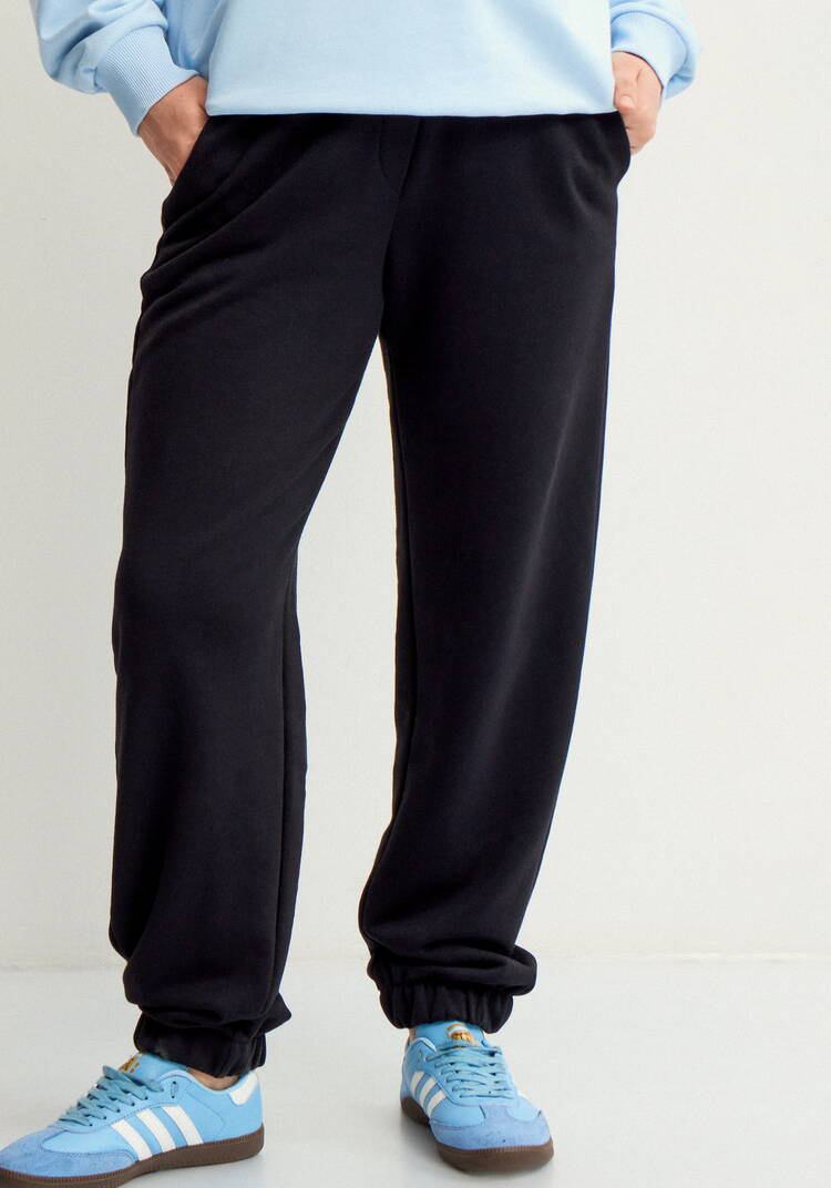 Джоггеры из футера с эластичным поясом шир.  750, рис. 11