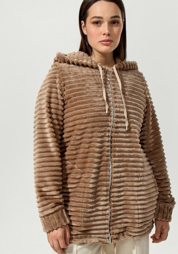 Толстовка меховая на молнии шир.  580, рис. 22