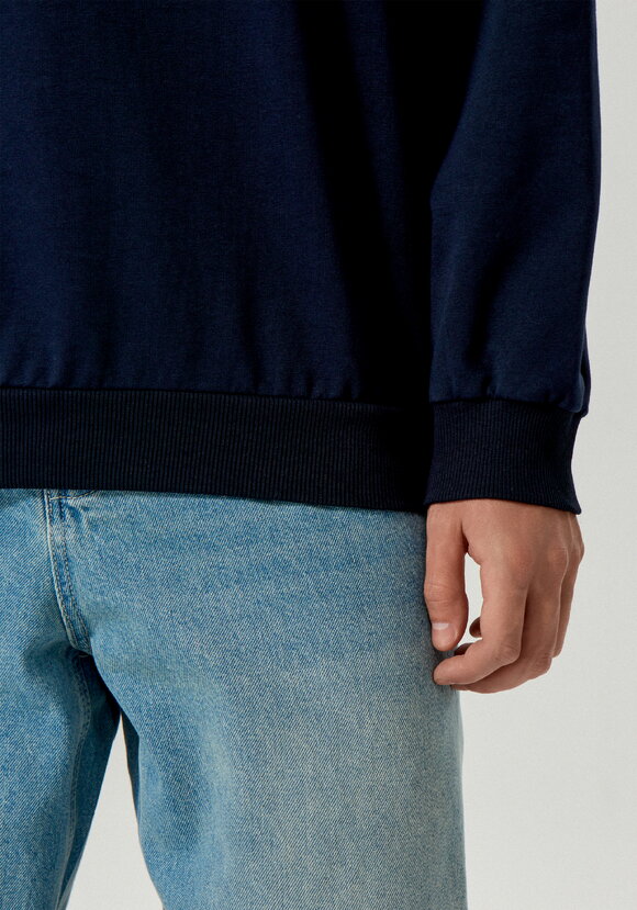 Свитшот с вышивкой на груди шир.  580, рис. 5