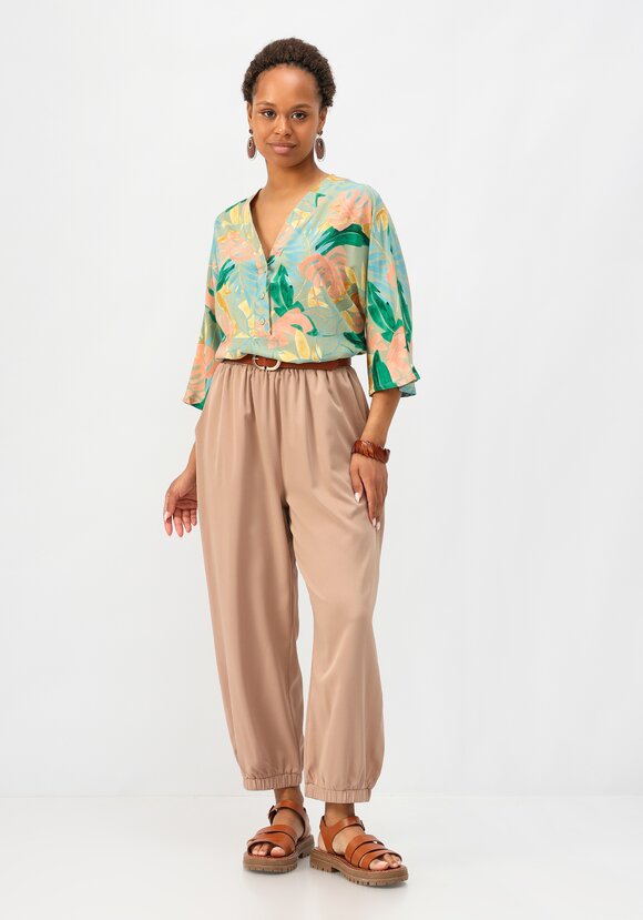 Брюки бананы на резинке с карманами шир.  580, рис. 24