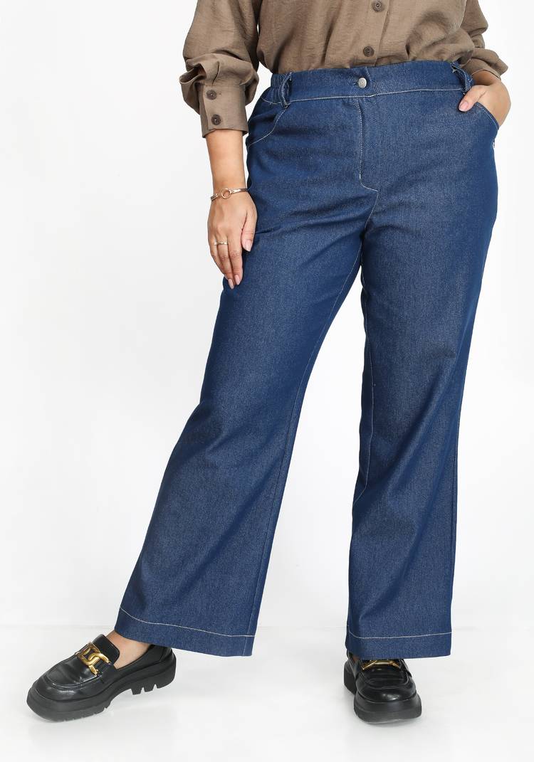 Брюки расклешенные из джинсовой ткани шир.  750, рис. 5