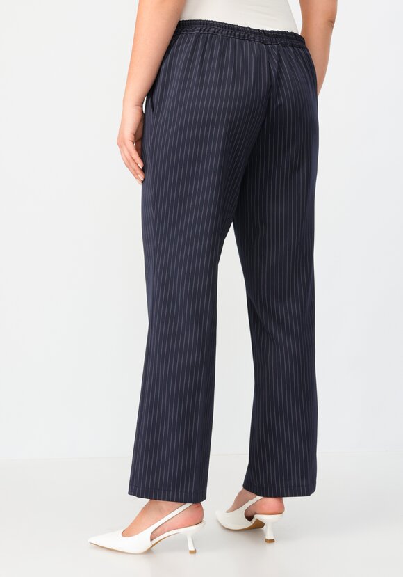 Брюки прямого кроя в полоску шир.  580, рис. 21