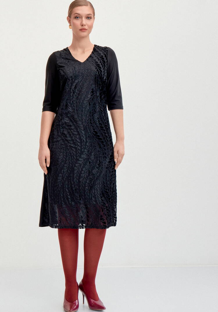 Платье из панбархата и трикотажа шир.  750, рис. 25