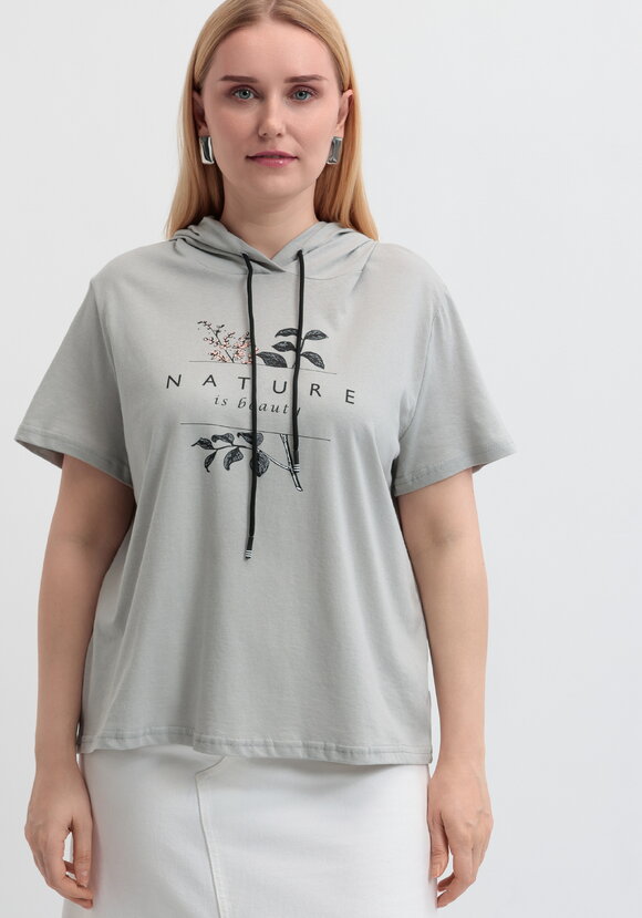 Футболка с капюшоном и принтом шир.  580, рис. 19