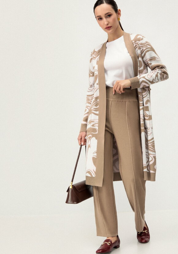 Брюки свободного кроя со стрелками шир.  580, рис. 25