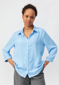 Блуза в горох с декоративными пуговицами